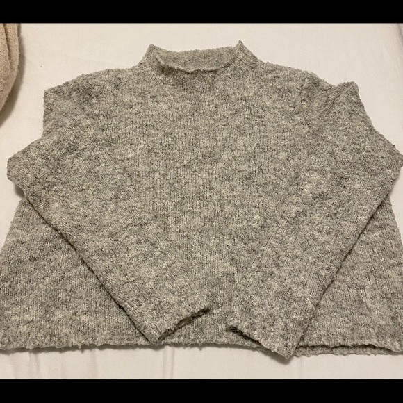 Aerie - Boxy crop mock neck sweater. Size XL. - Picture 1 of 3